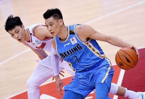 挺过第一阶段魔鬼赛程 首钢期待林书豪归队助力